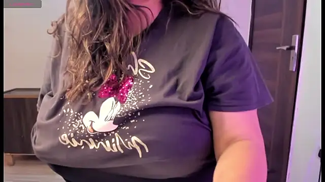 Snapshot of Gulabi_Queen chatting on March 2025 04:02:02 AM Gulabi Queen online show from March 2025 04:02:02 AM