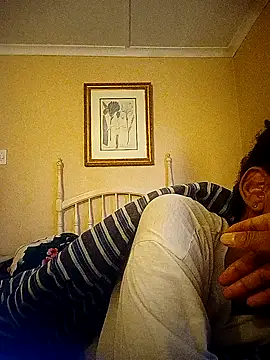 bustybillies online show from November 2025 04:29:02 AM