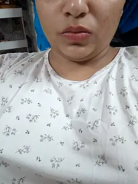 Myloveurvi online show from June 2026 07:35:02 PM