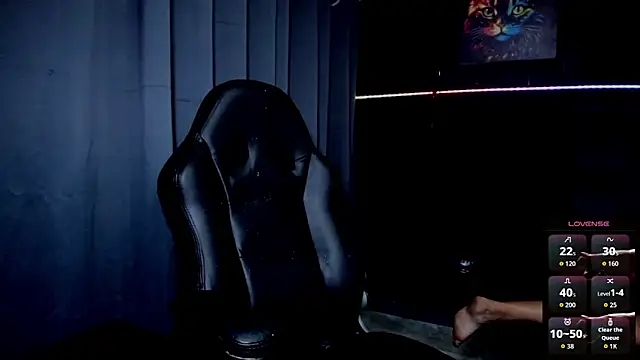 ZhoeStrong online show from November 2025 10:37:01 PM