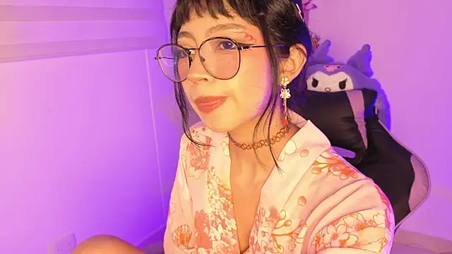 Yommi Winx online show from April 2026 03:36:02 AM