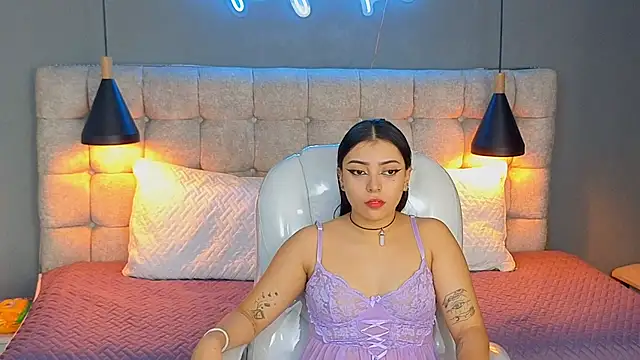 Snapshot of Laia_and_Aloby chatting on March 2025 10:27:02 PM Laia and Aloby online show from March 2025 10:27:02 PM