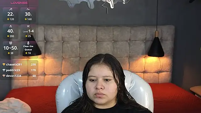 Snapshot of Laia_and_Aloby chatting on September 2025 10:14:01 PM Laia and Aloby online show from September 2025 10:14:01 PM