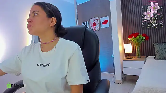 natasha  jackson online show from March 2026 11:36:01 AM