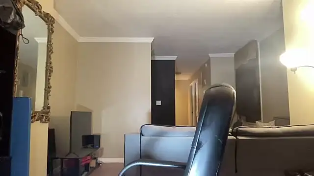 Snapshot of ohprincessblaze chatting on January 2025 11:11:02 PM ohprincessblaze online show from January 2025 11:11:02 PM