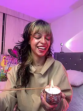 Kitty arts online show from March 2025 03:39:02 PM