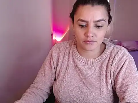 Lu perez online show from March 2025 04:33:01 PM