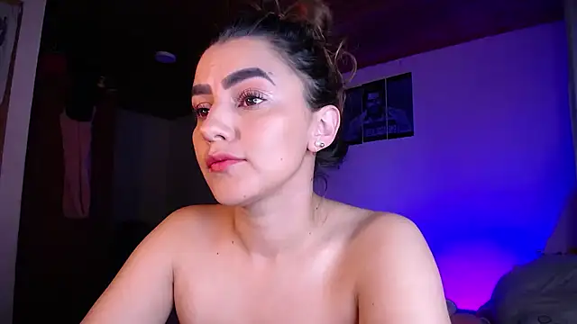 Lu perez online show from September 2025 10:43:02 PM