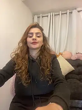 Lu perez online show from April 2026 07:58:02 PM