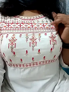 Snapshot of Rina777o chatting on September 2025 04:11:01 PM Rina777o online show from September 2025 04:11:01 PM