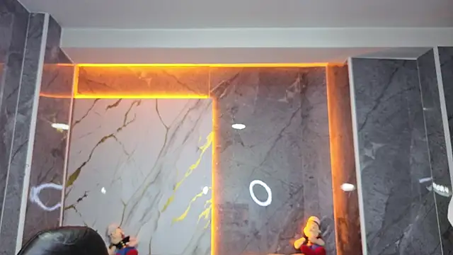 Violeth b online show from April 2026 01:12:01 PM