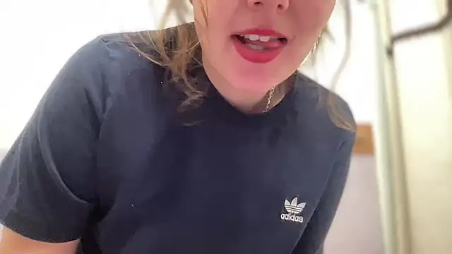 SkarlettRose96 online show from October 2025 02:03:02 PM