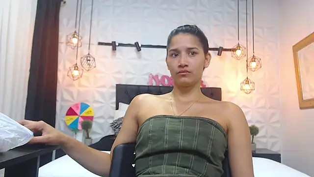 Alison Wiley online show from January 2025 11:55:01 AM