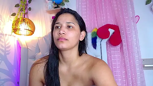 Snapshot of Alison_Wiley chatting on June 2026 04:06:01 AM Alison Wiley online show from June 2026 04:06:01 AM