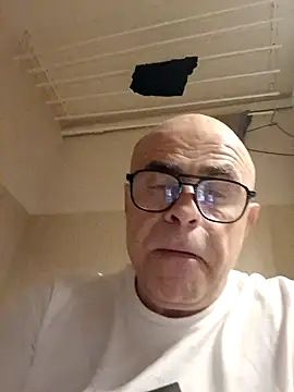 anakondix online show from December 2024 01:18:02 AM