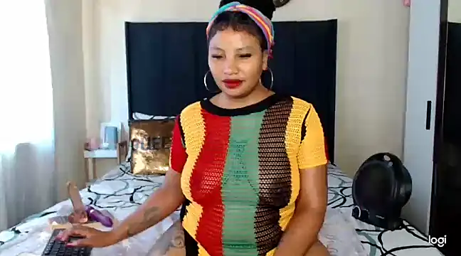 Snapshot of quenliyasa chatting on March 2025 09:21:01 AM quenliyasa online show from March 2025 09:21:01 AM