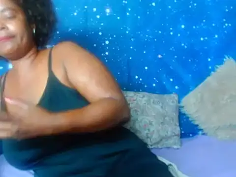 Snapshot of 2Sweetysmile chatting on January 2025 07:35:01 PM 2Sweetysmile online show from January 2025 07:35:01 PM