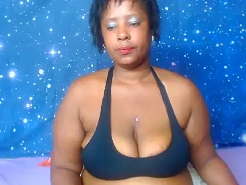 Snapshot of 2Sweetysmile chatting on February 2025 06:26:02 PM 2Sweetysmile online show from February 2025 06:26:02 PM