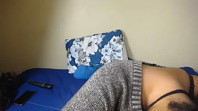 Snapshot of 2Sweetysmile chatting on November 2025 10:43:01 PM 2Sweetysmile online show from November 2025 10:43:01 PM