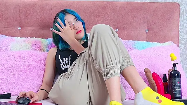 AlliciaKim online show from September 2025 07:28:02 PM