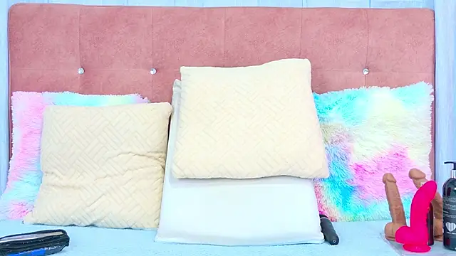 AlliciaKim online show from December 2025 07:29:02 PM