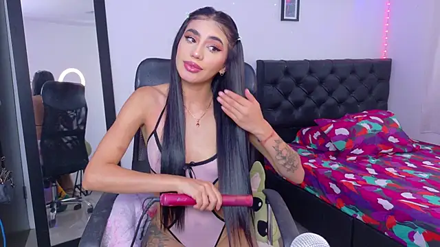 JulietaCheerr online show from November 2025 01:55:01 PM