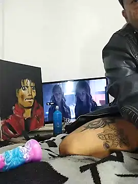 Daretodeviate online show from October 2025 01:32:01 PM