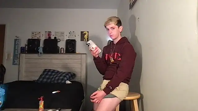 Snapshot of twentywithafelonyy chatting on February 2025 10:54:02 AM twentywithafelonyy online show from February 2025 10:54:02 AM