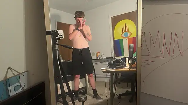 Snapshot of twentywithafelonyy chatting on September 2025 07:07:01 AM twentywithafelonyy online show from September 2025 07:07:01 AM