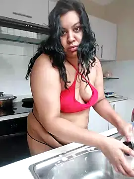 Snapshot of GoddessLorenaTheeSiren chatting on February 2025 05:07:02 AM GoddessLorenaTheeSiren online show from February 2025 05:07:02 AM