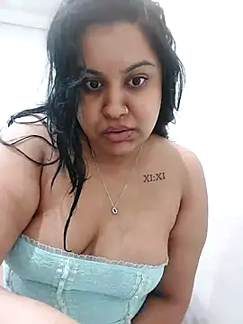 Snapshot of GoddessLorenaTheeSiren chatting on February 2025 03:49:01 PM GoddessLorenaTheeSiren online show from February 2025 03:49:01 PM