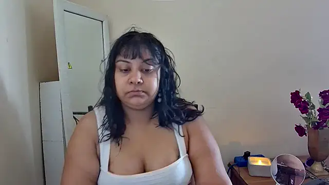 Snapshot of GoddessLorenaTheeSiren chatting on February 2025 10:04:02 AM GoddessLorenaTheeSiren online show from February 2025 10:04:02 AM