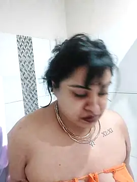 Snapshot of GoddessLorenaTheeSiren chatting on March 2025 06:33:01 PM GoddessLorenaTheeSiren online show from March 2025 06:33:01 PM