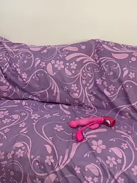 Layla-daloua online show from March 2026 04:45:02 PM