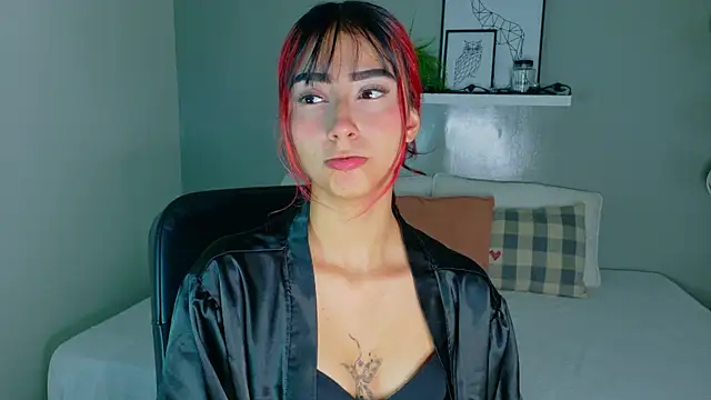 ParisFox  online show from November 2025 07:46:02 PM