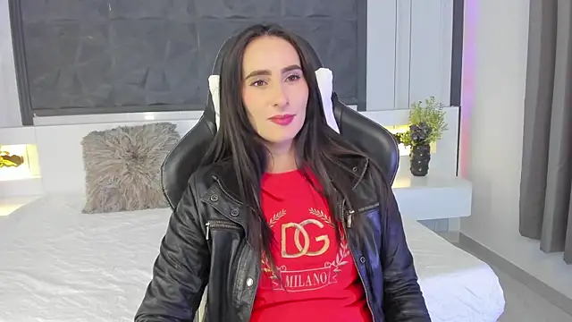 SaraGomez1 online show from January 2026 05:27:02 PM