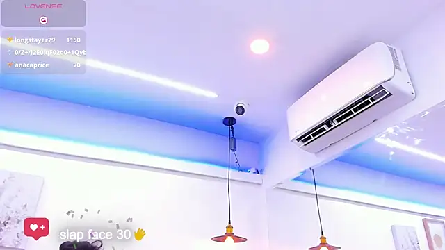 Dilan y Mia online show from March 2025 09:48:02 PM