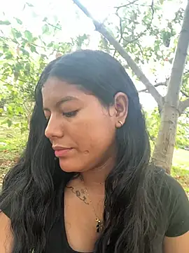 NiaBlanco online show from May 2026 09:00:02 PM