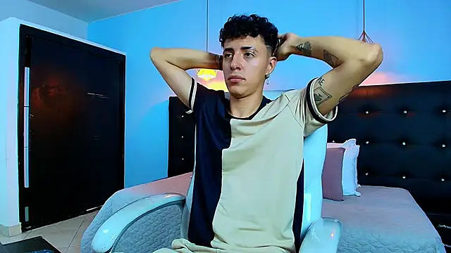 Lobo 17  online show from February 2025 07:44:01 AM