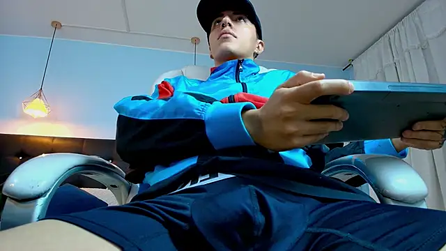 Lobo 17  online show from March 2025 07:59:01 AM