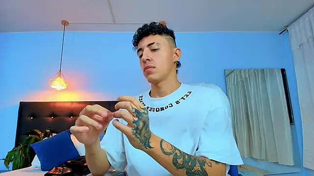 Lobo 17  online show from March 2025 06:54:01 AM