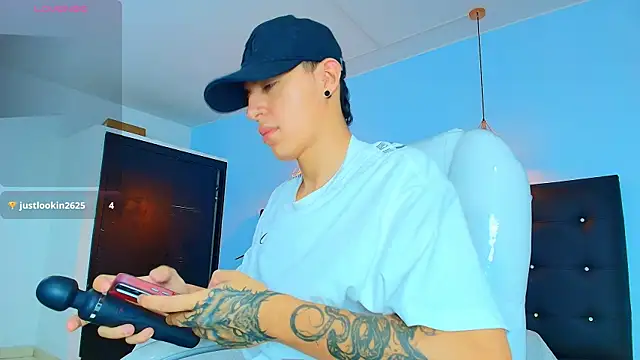 Lobo 17  online show from September 2025 03:44:01 AM