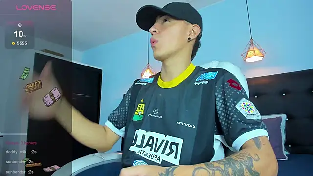 Lobo 17  online show from November 2025 03:39:01 AM