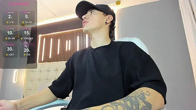 Lobo 17  online show from April 2026 03:40:02 AM