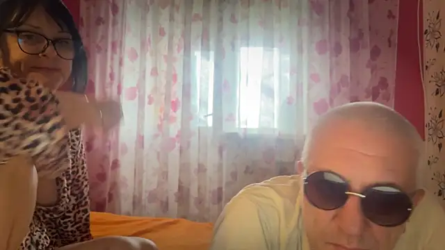 StellarTeam online show from November 2025 11:13:02 AM