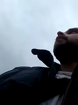 Snapshot of QcMisterv13 chatting on December 2024 08:45:02 PM QcMisterv13 online show from December 2024 08:45:02 PM