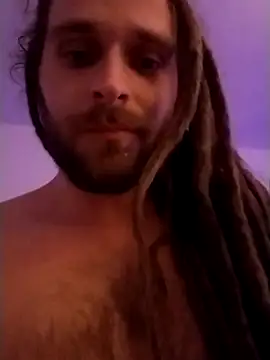 Snapshot of QcMisterv13 chatting on January 2025 11:49:01 AM QcMisterv13 online show from January 2025 11:49:01 AM