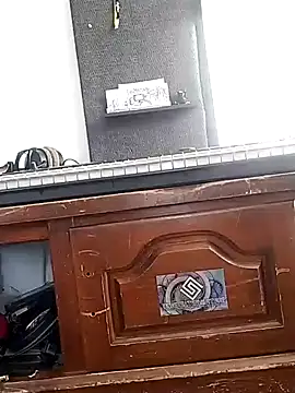 Snapshot of QcMisterv13 chatting on January 2025 04:16:02 PM QcMisterv13 online show from January 2025 04:16:02 PM