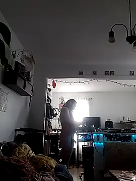 Snapshot of QcMisterv13 chatting on January 2025 03:18:01 PM QcMisterv13 online show from January 2025 03:18:01 PM