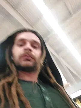 Snapshot of QcMisterv13 chatting on October 2025 01:18:01 PM QcMisterv13 online show from October 2025 01:18:01 PM